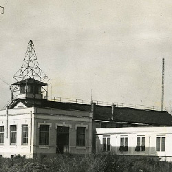 Ici, station de Lyon-La Doua