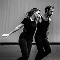 Danser l'archive