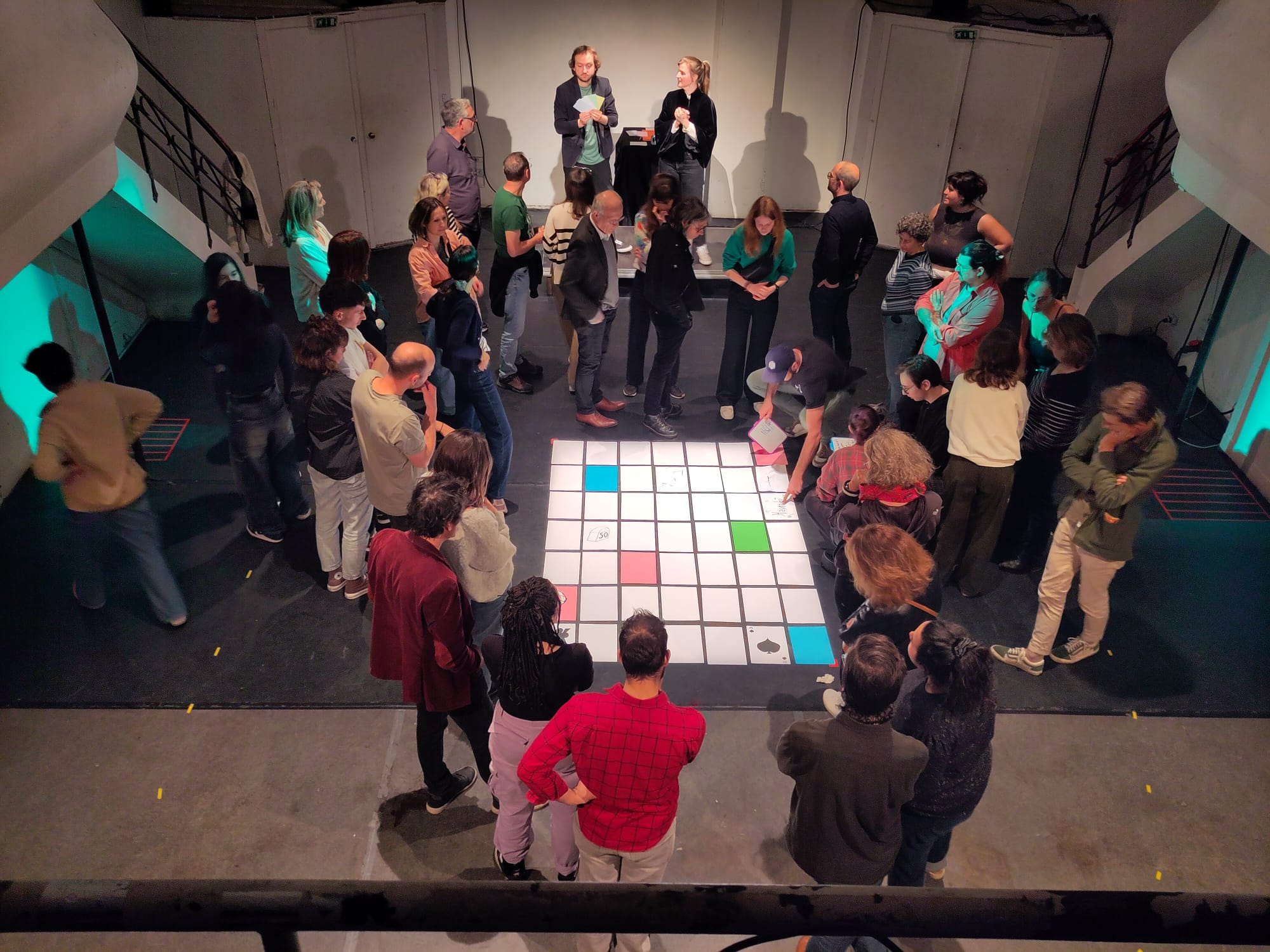 (EN)JEUX DE SOCIÉTÉ